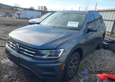 2019 Volkswagen Tiguan 2.0T Se/2.0T Sel/2.0T Sel R-Line/2.0T Sel R-Line Black from USA, damaged, VIN 3VV2B7AXXKM067486